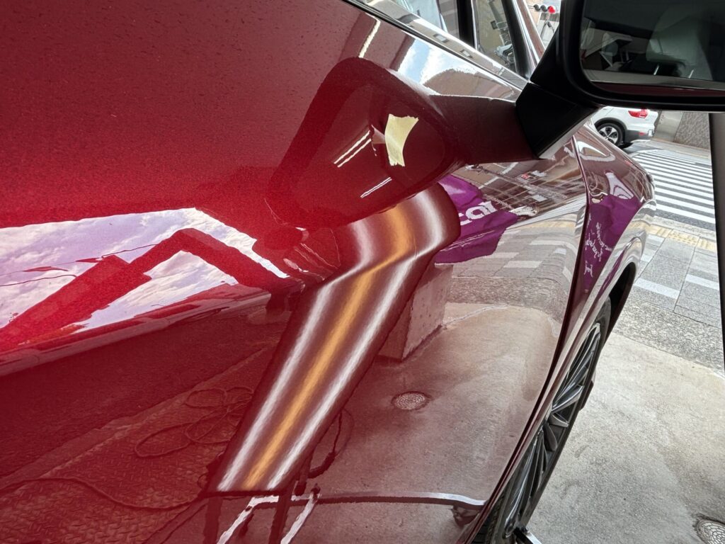 神戸市のレクサスのリアドアをデントリペアで修理後